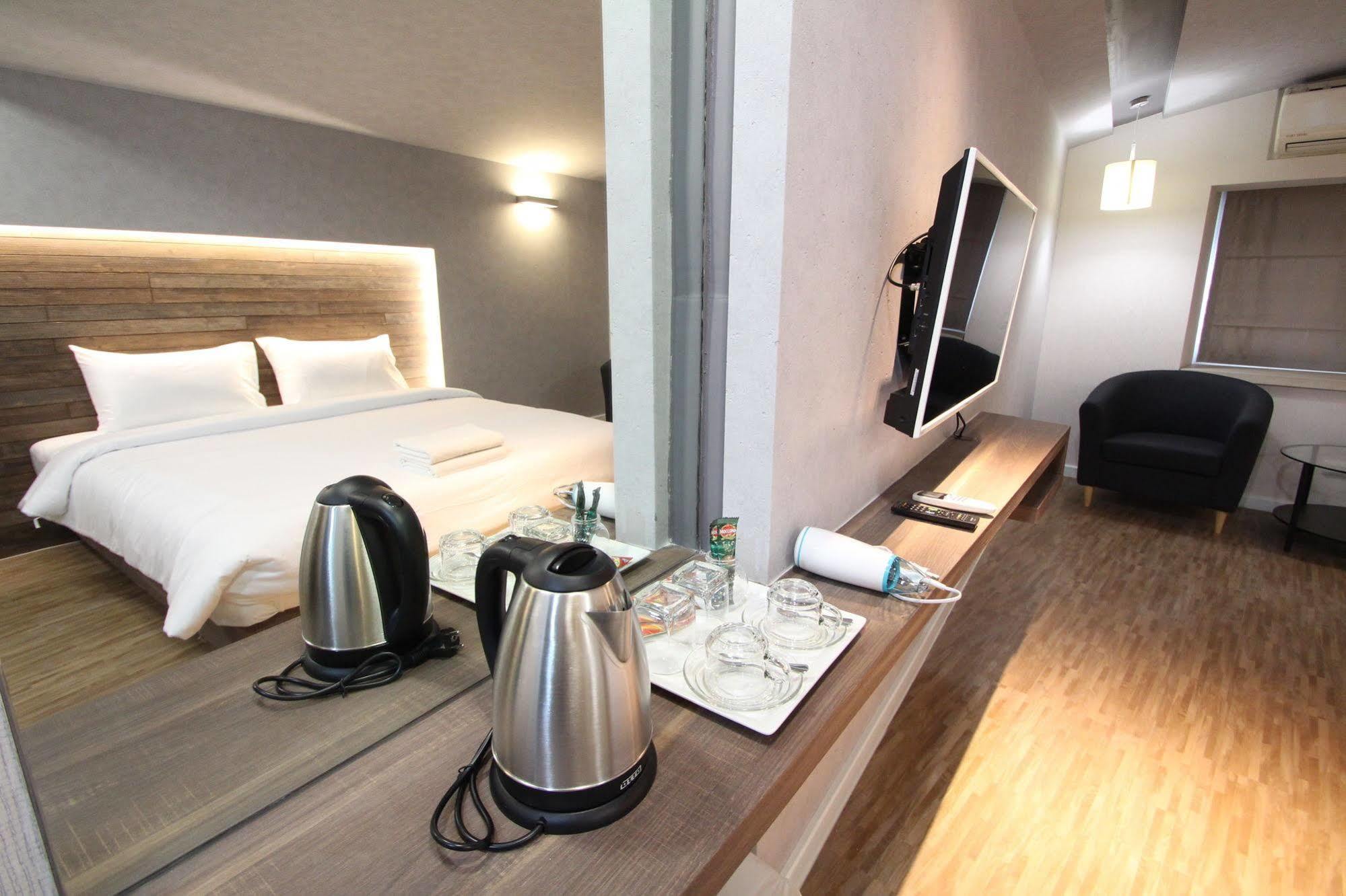 Preme Hostel بانكوك المظهر الخارجي الصورة